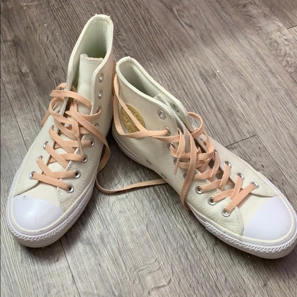 Women’s Canvas Converse